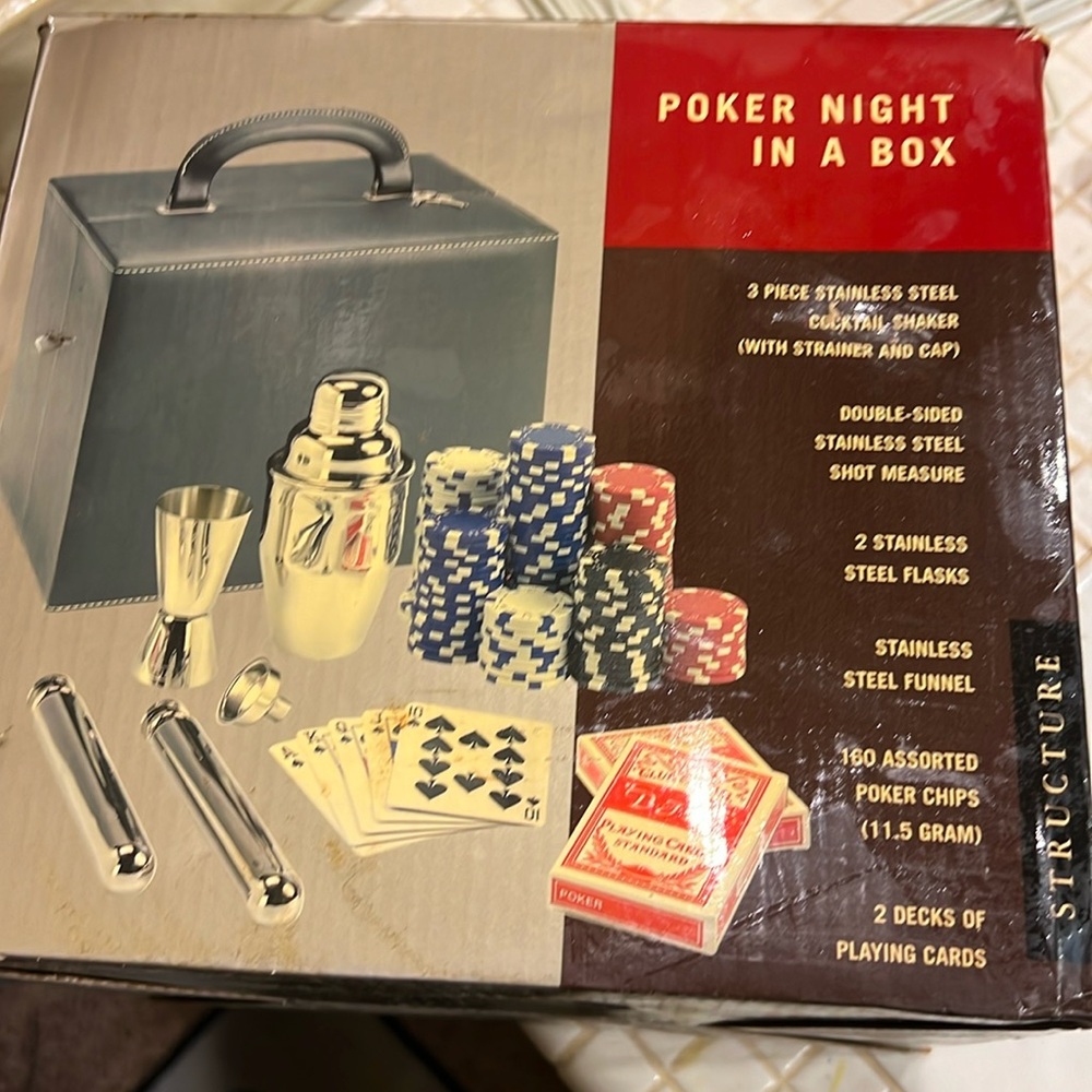 NEW POKER NIGHT IN A BOX !